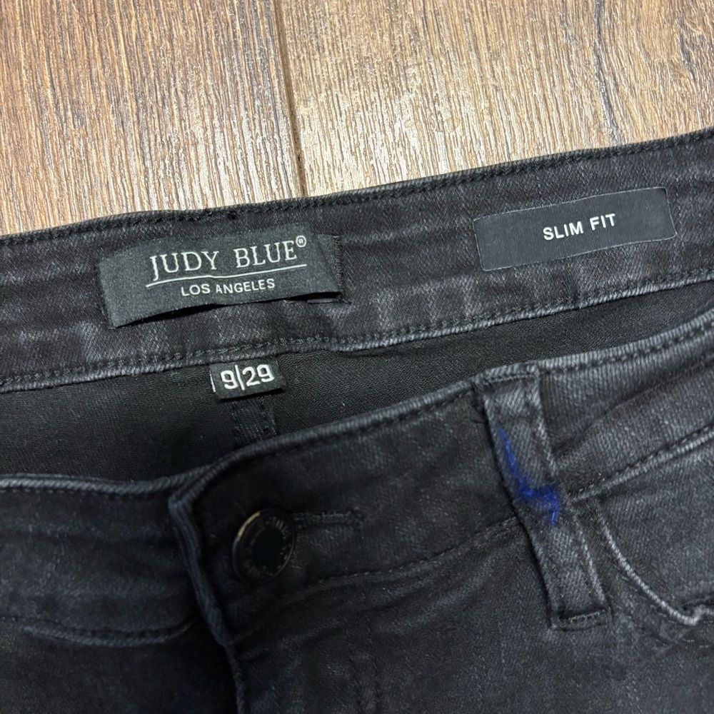 Judy blue slim fit distressed black jeans raw hem - Picture 4 of 5